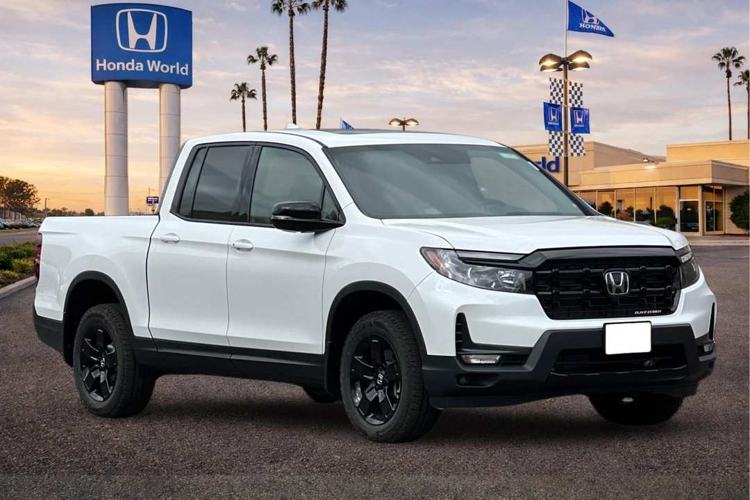 2026 Honda Ridgeline Black Edition - Image 2