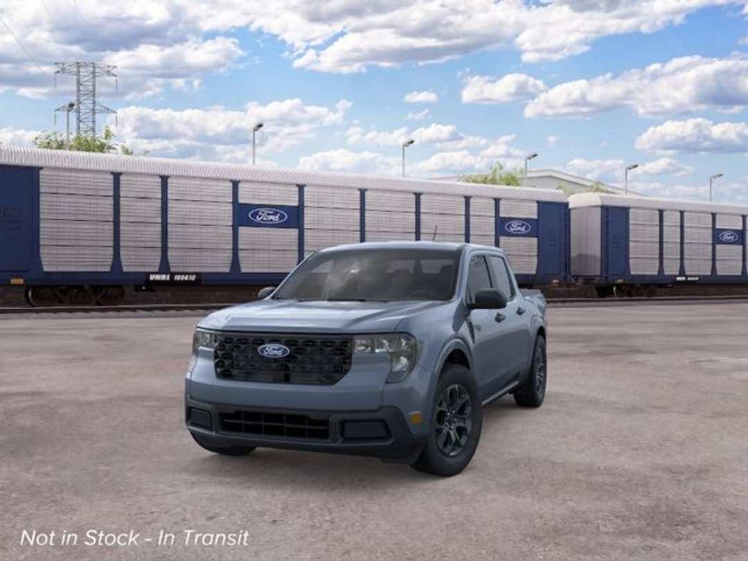 2026 Ford Maverick XLT - Image 2