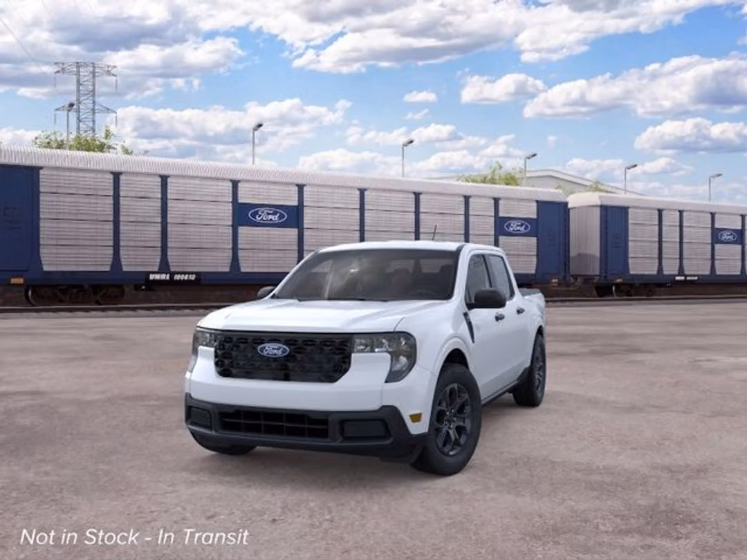 2026 Ford Maverick XLT - Image 2