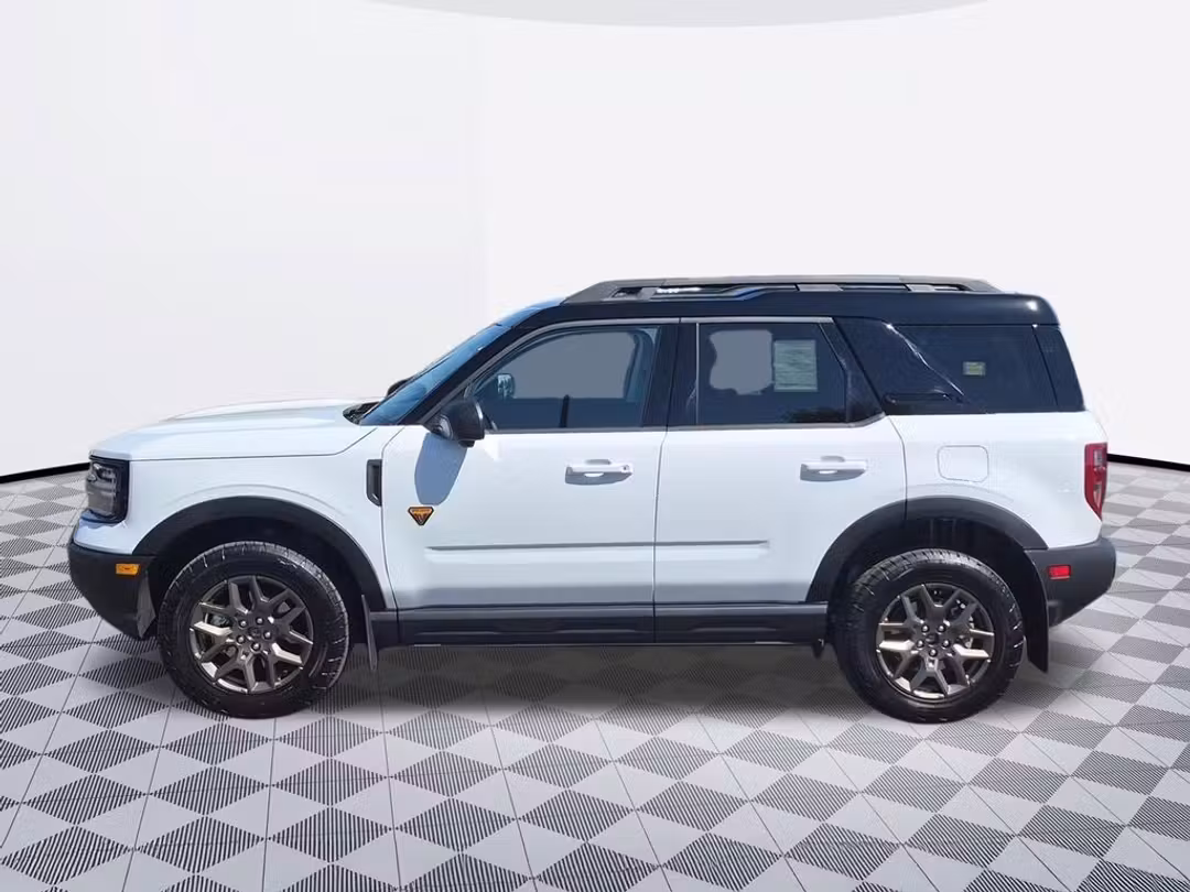 2026 Ford Bronco Sport Badlands - Image 2