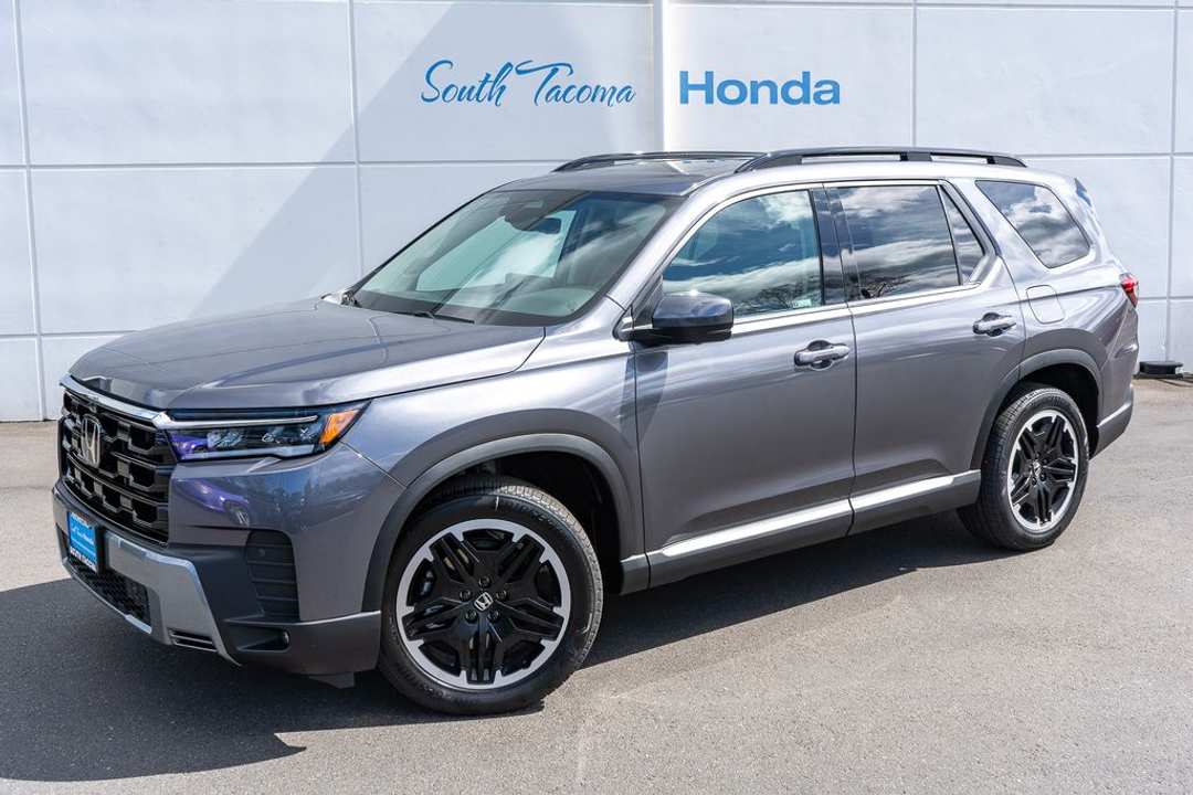2026 Honda Pilot Touring S - Image 2