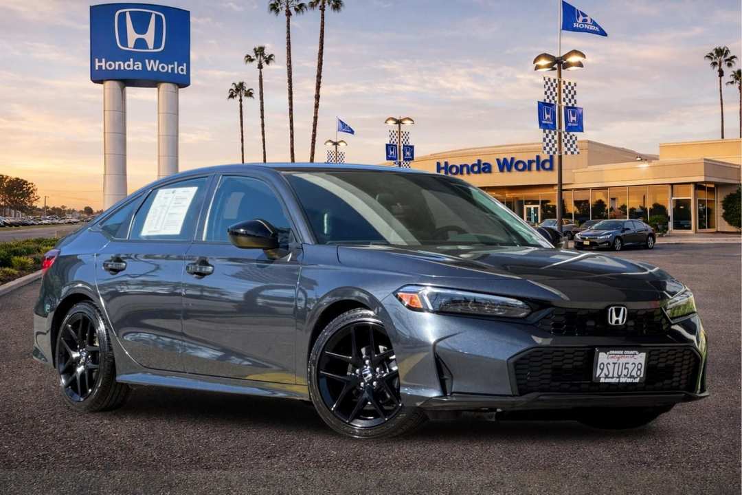 2025 Honda Civic Sport - Image 2