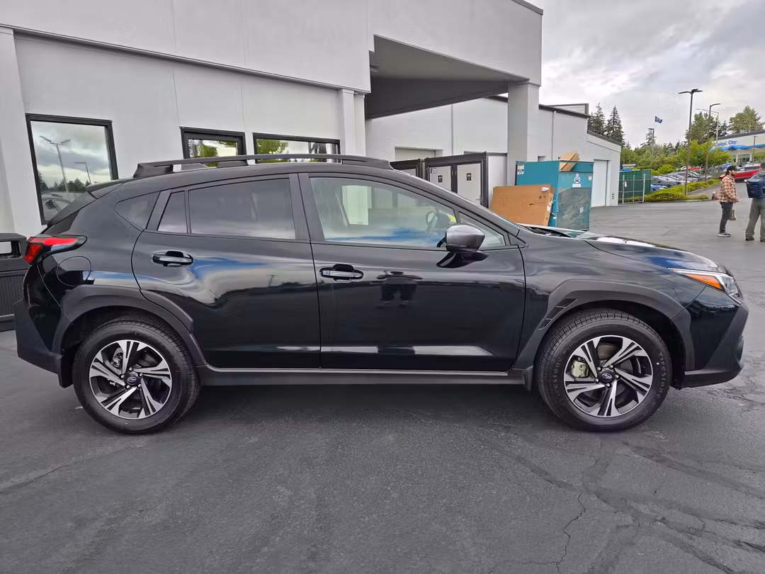 2024 Subaru Crosstrek Premium - Image 3