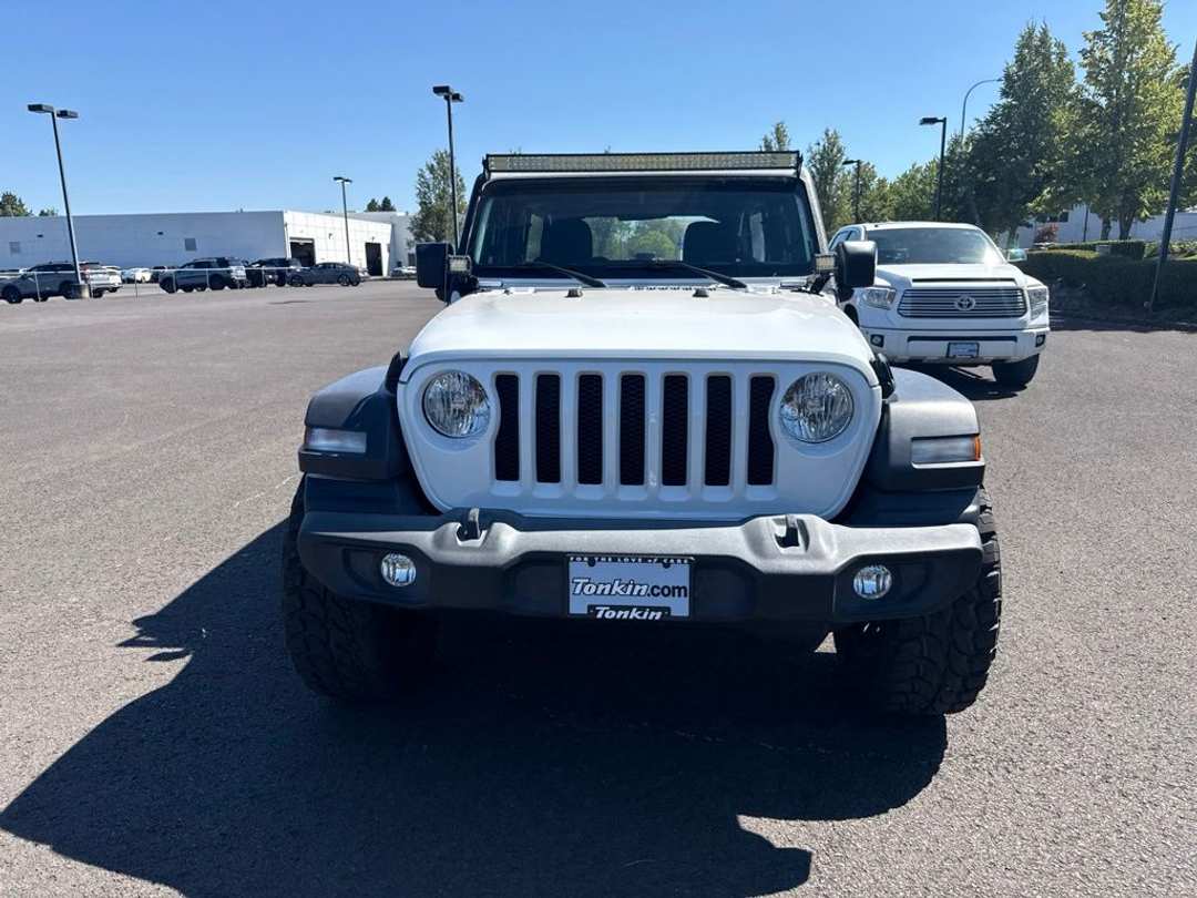 2022 Jeep Wrangler Unlimited Sport - Image 2
