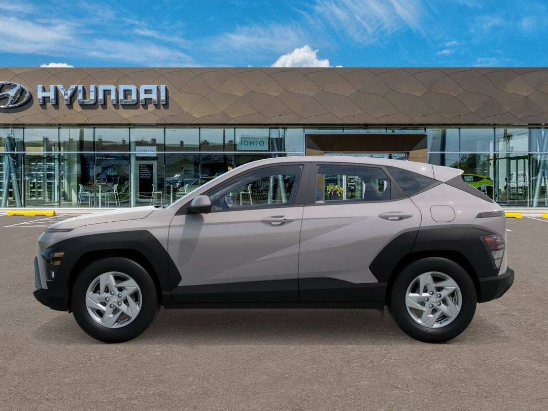 2027 Hyundai Kona SE - Image 3