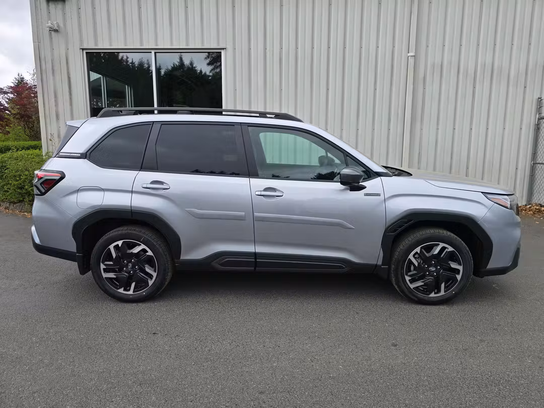 2026 Subaru Forester Limited Hybrid - Image 3