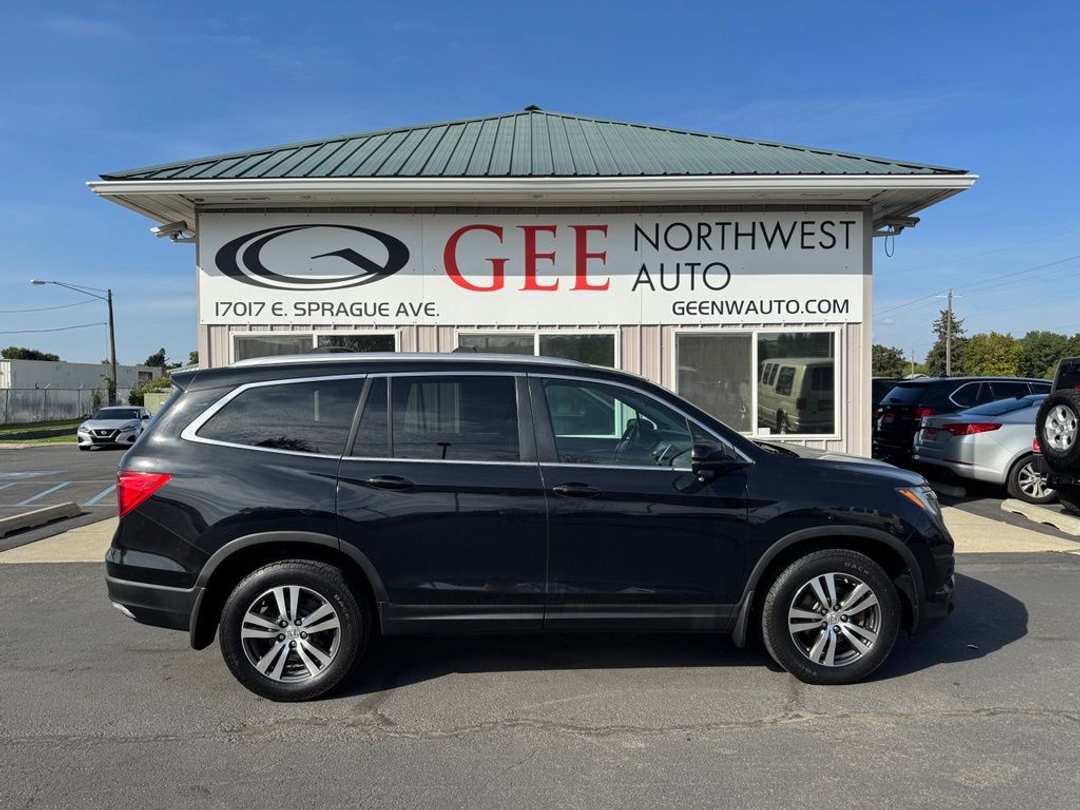 2016 Honda Pilot EXL - Image 2