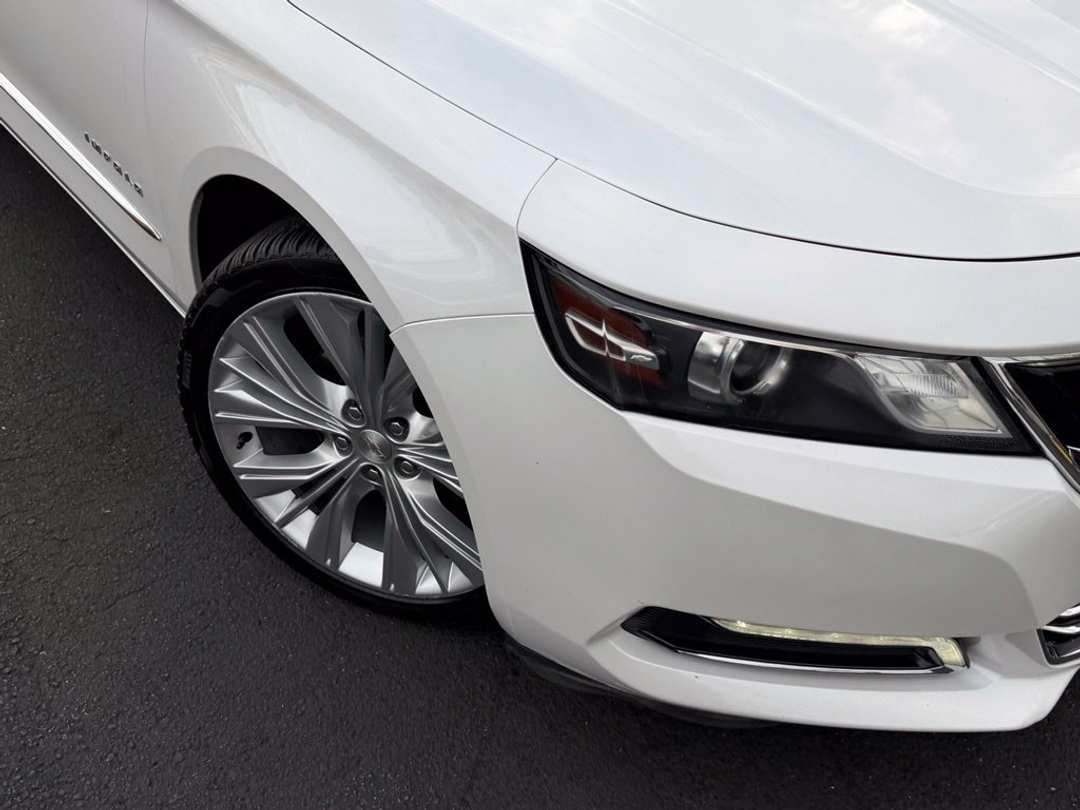 2019 Chevrolet Impala Premier - Image 2