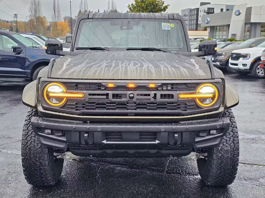 2025 Ford Bronco Raptor - Image 2