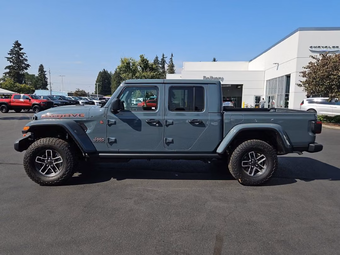 2026 Jeep Gladiator Mojave - Image 3