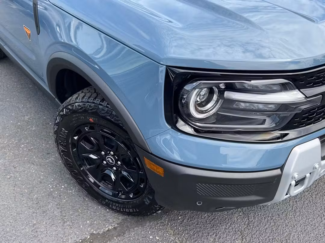 2026 Ford Bronco Sport Badlands - Image 3