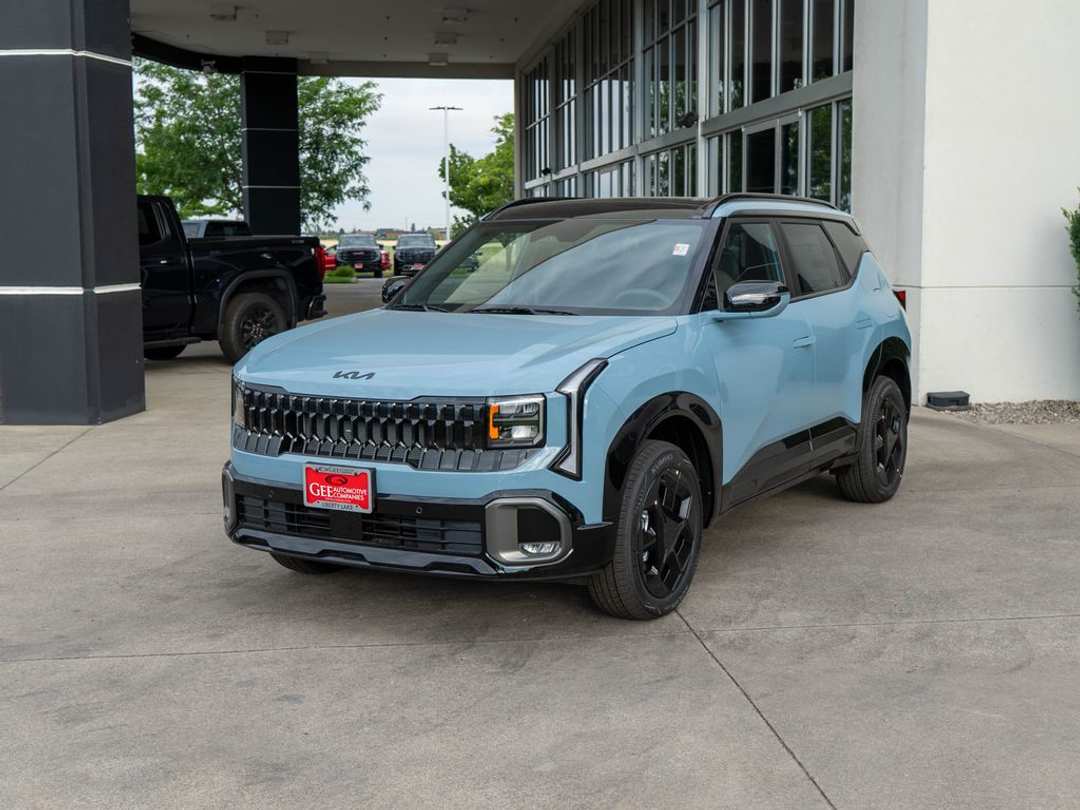 2027 Kia Seltos XLine S - Image 3