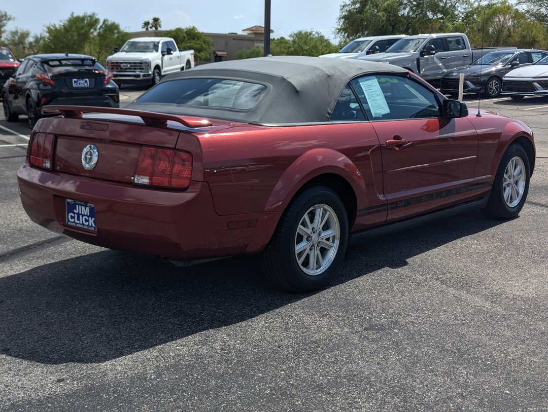 2007 Ford Mustang Deluxe - Image 2
