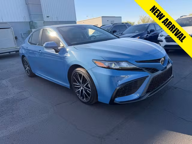 2024 Toyota Camry SE