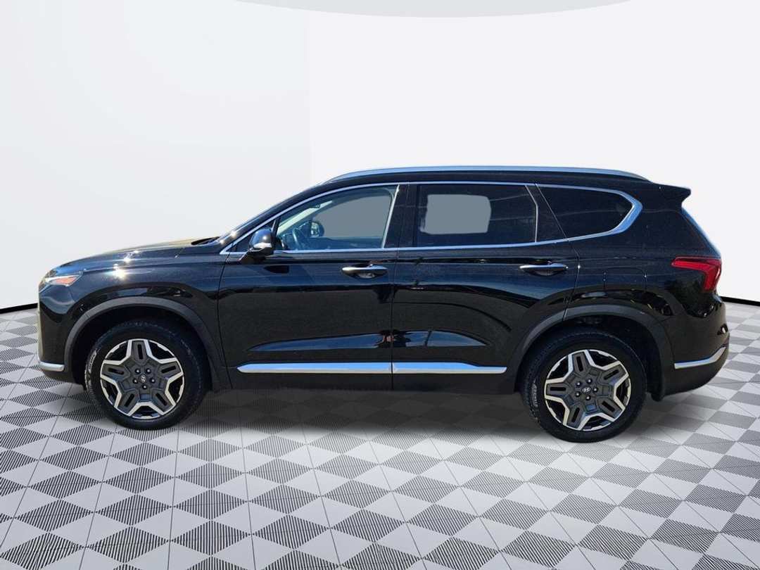 2022 Hyundai Santa Fe Plug-In Hybrid SEL Convenience - Image 3