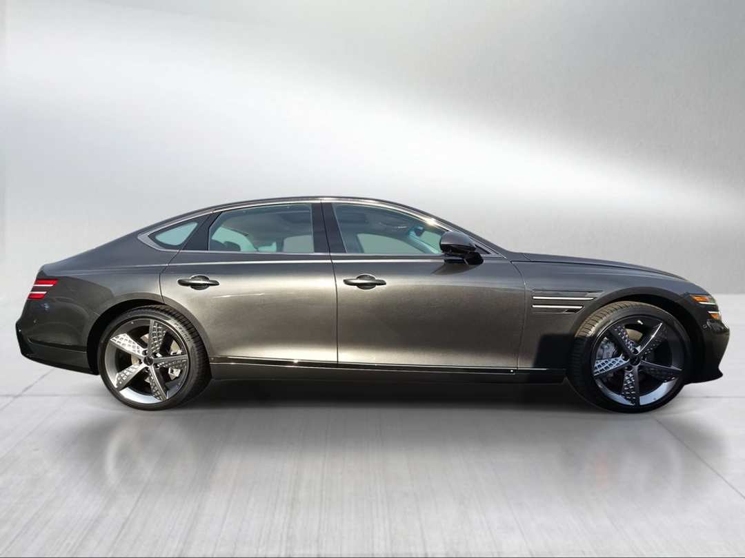 2027 Genesis G80 2.5T Sport Prestige - Image 2