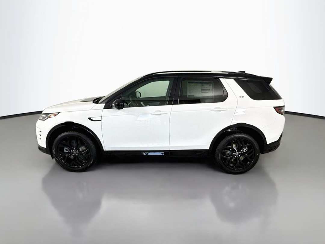2026 Land Rover Discovery Sport Landmark - Image 2