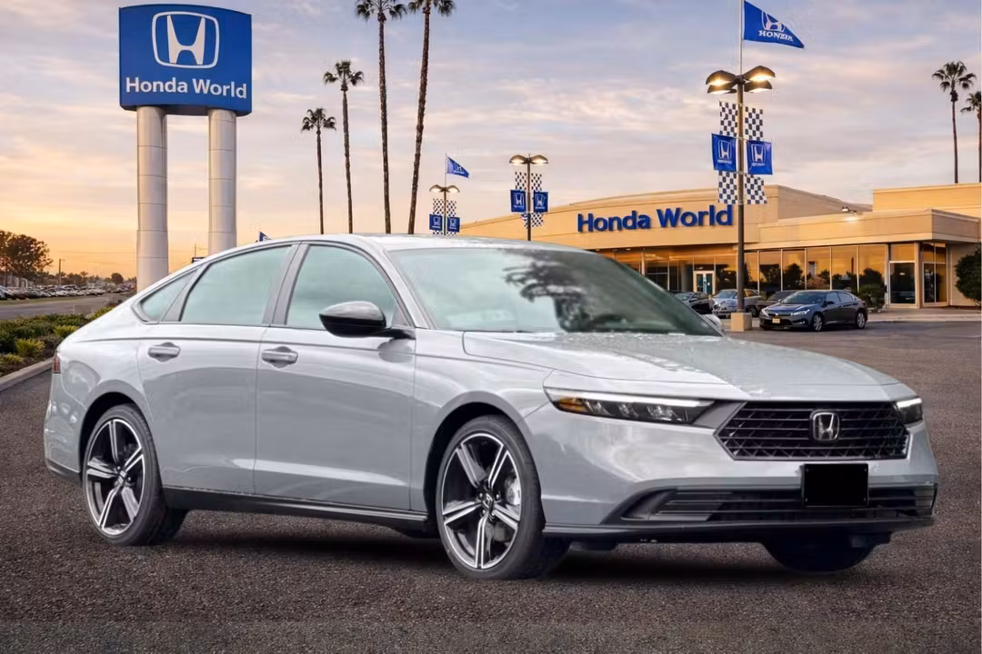 2026 Honda Accord Hybrid Sport - Image 2