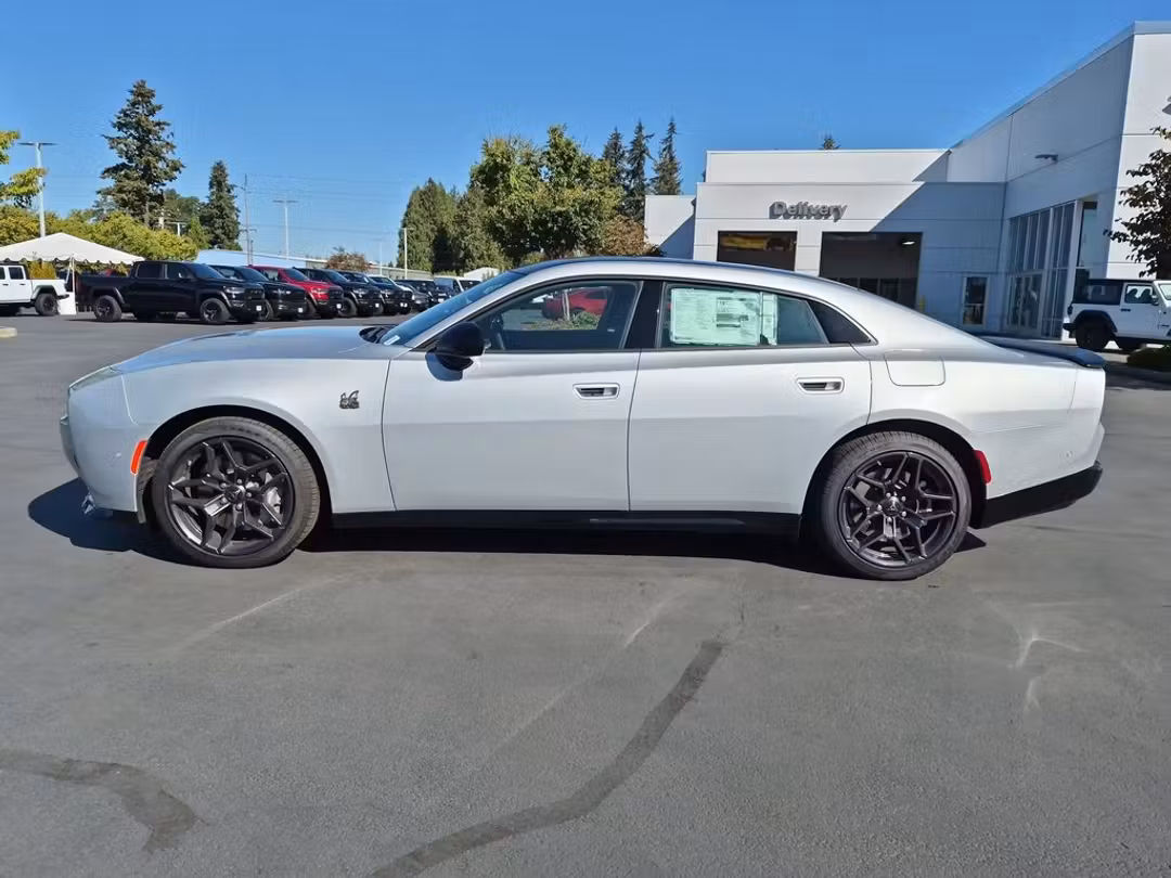 2026 Dodge Charger Scat Pack Plus - Image 3