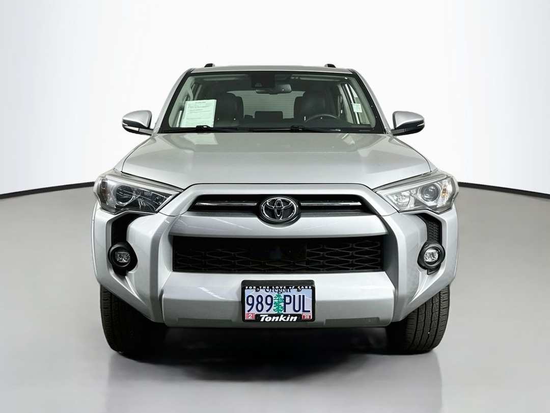 2022 Toyota 4Runner SR5 Premium - Image 3