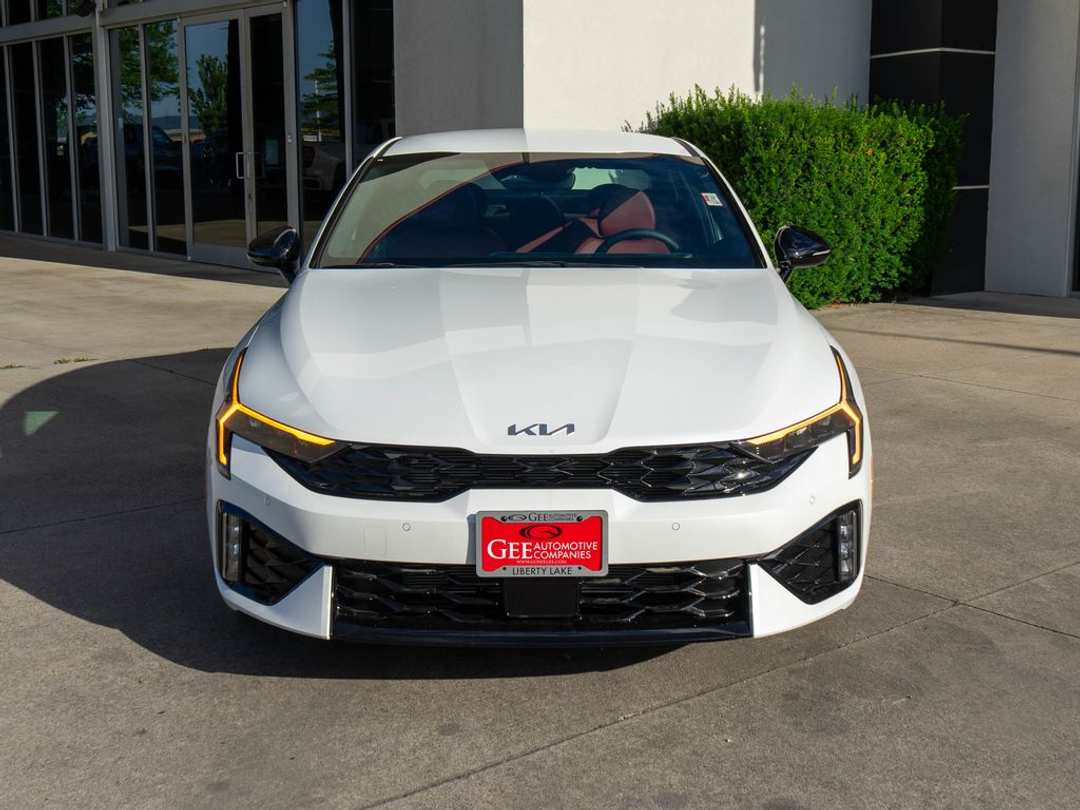 2026 Kia K5 GTLine - Image 2