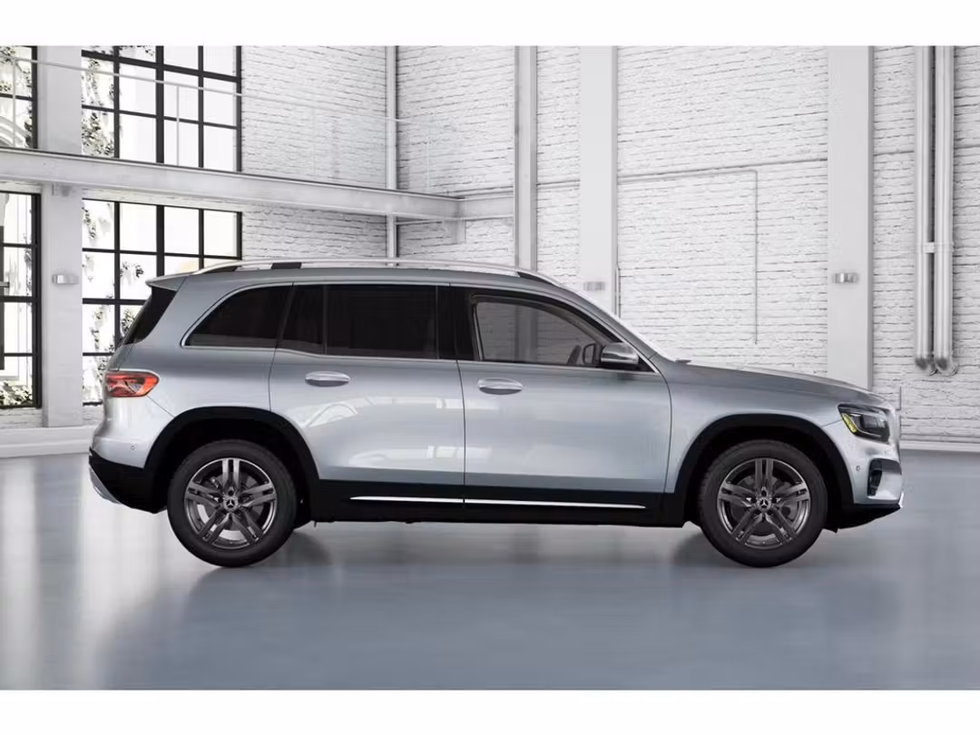 2025 Mercedes-Benz GLB 250 - Image 2