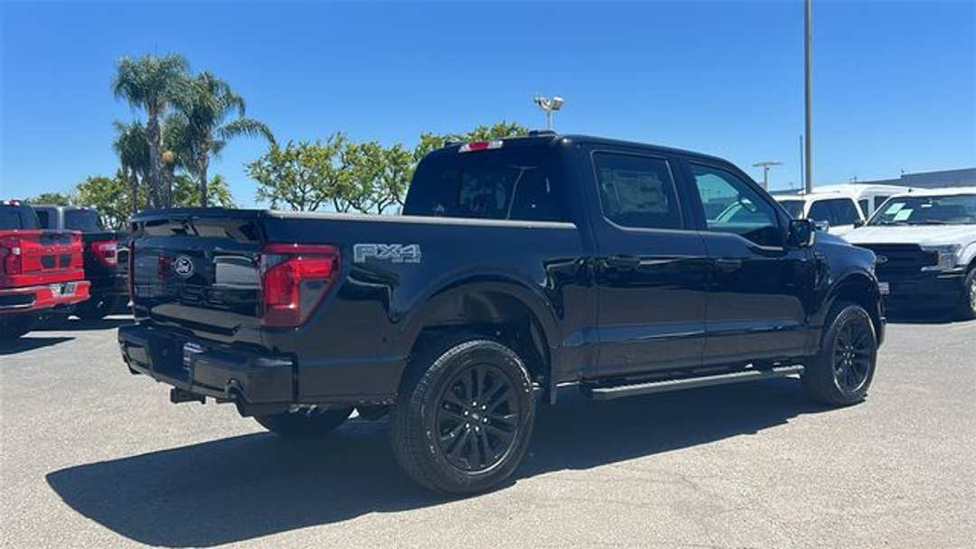 2026 Ford F-150 XLT - Image 3