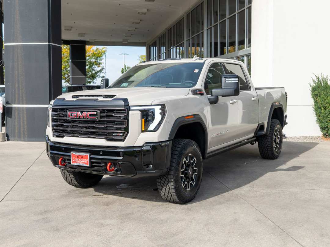 2026 GMC Sierra 2500Hd AT4X - Image 3