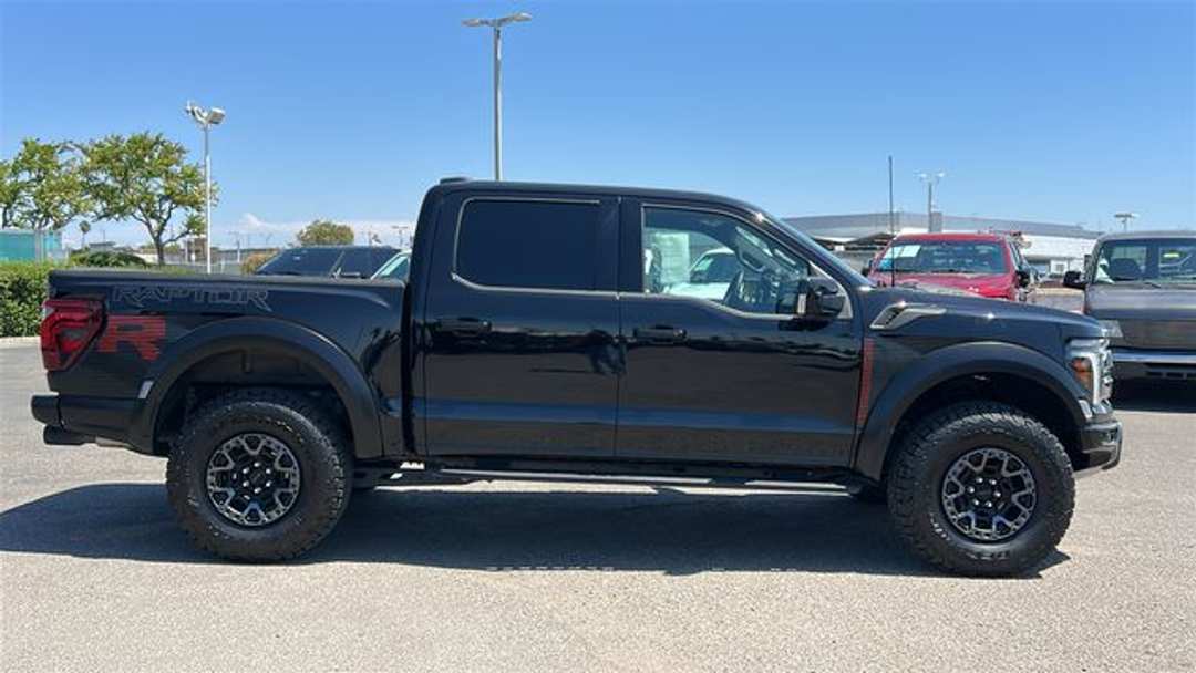 2025 Ford F-150 Raptor - Image 2
