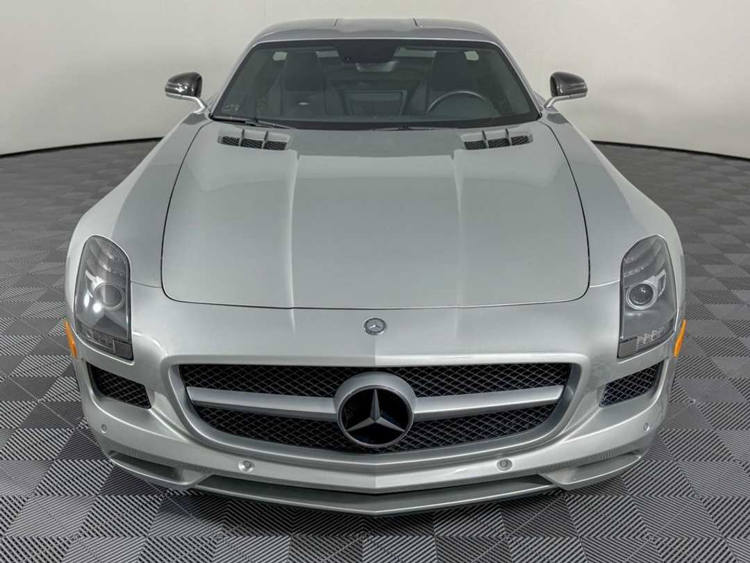 2011 Mercedes-Benz AMG Sls Gullwing - Image 2
