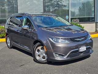 2018 Chrysler Pacifica Hybrid Limited