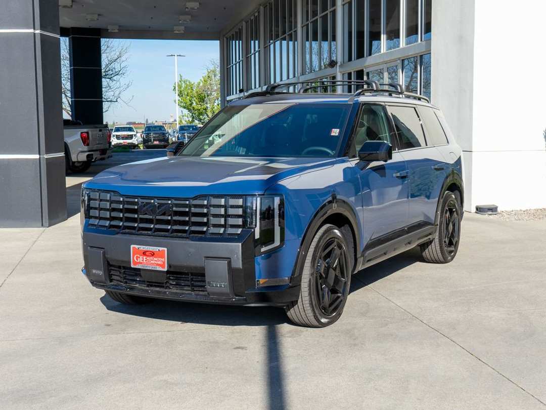 2027 Kia Telluride Hybrid XLine SX - Image 3