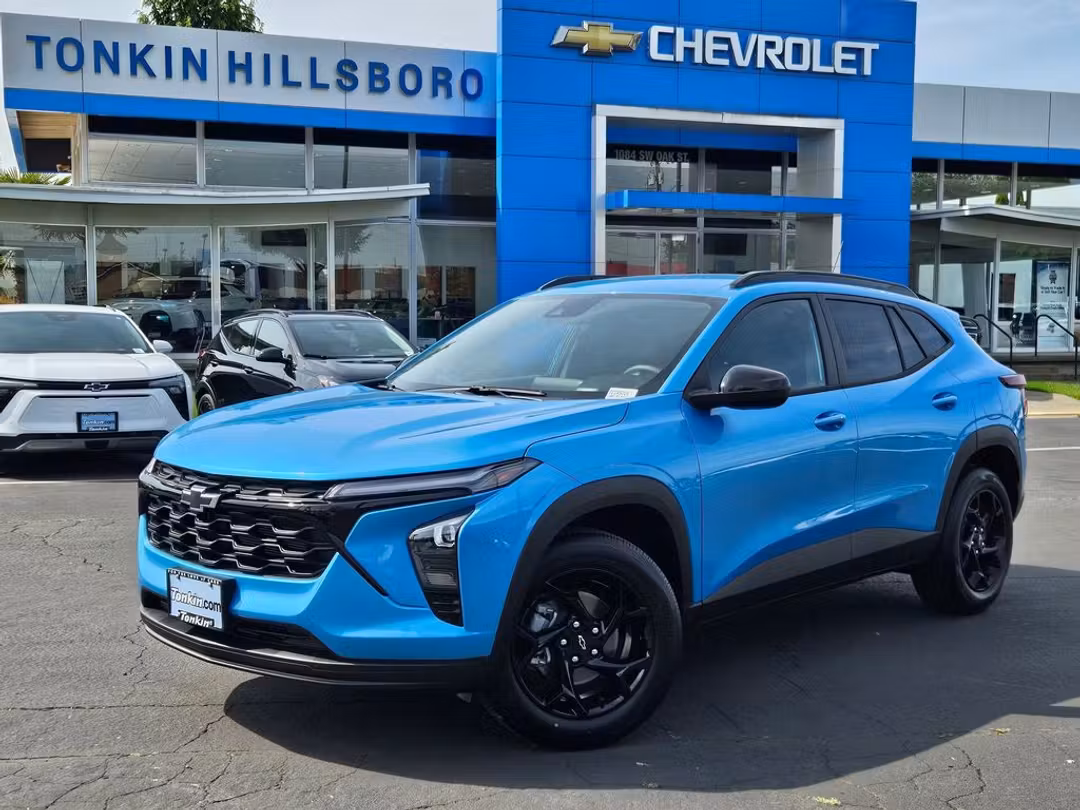 2026 Chevrolet Trax LT - Image 2