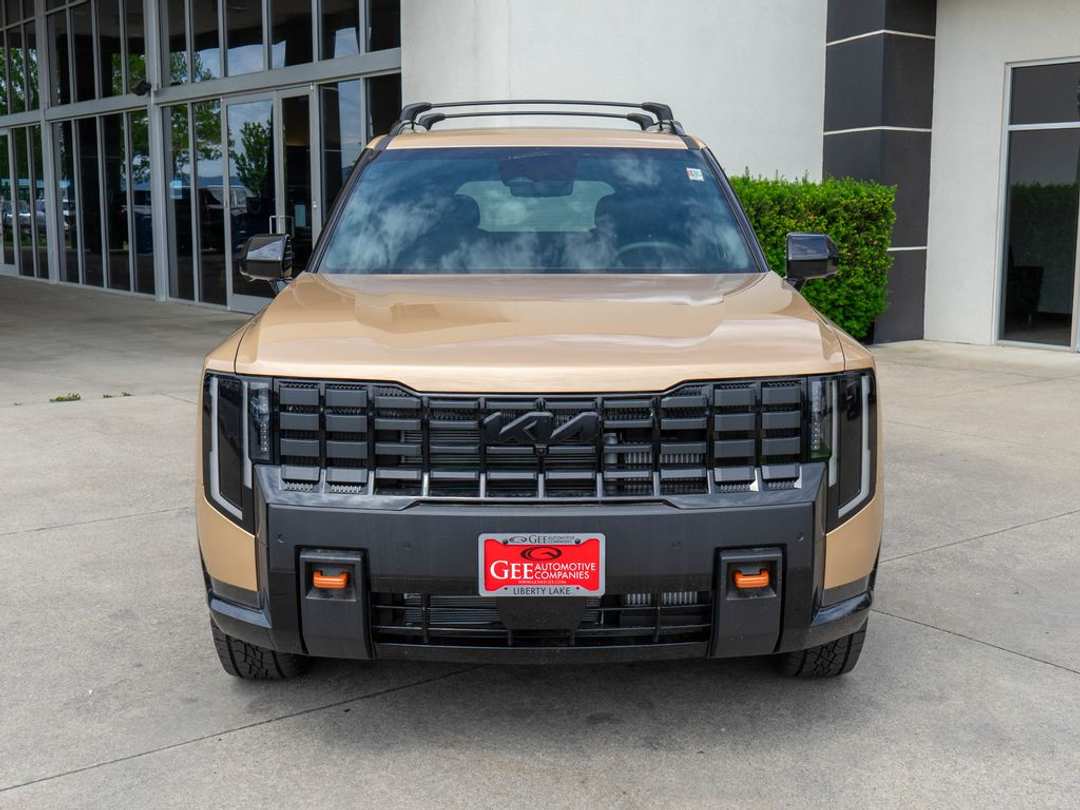 2027 Kia Telluride XPro SXPrestige - Image 2