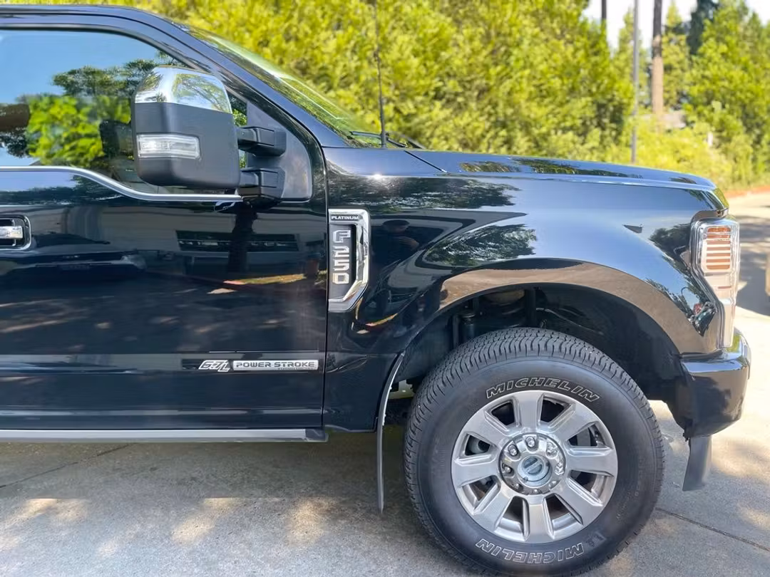 2022 Ford F-250Sd Platinum - Image 2