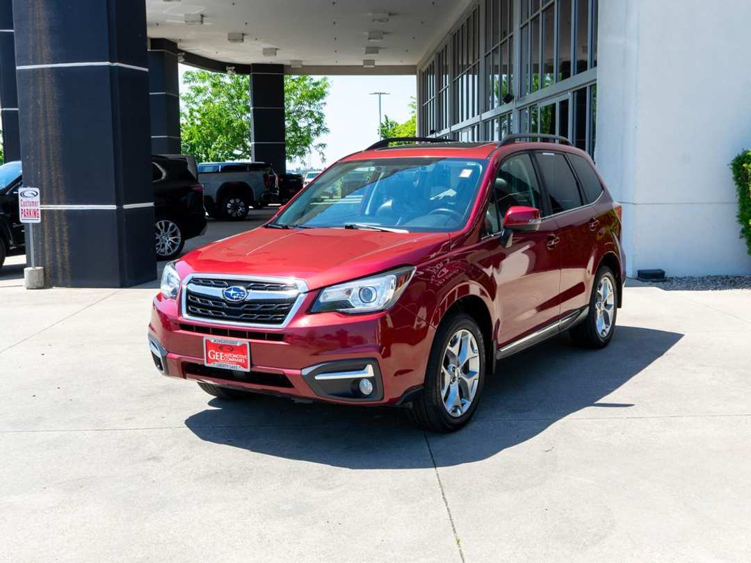 2018 Subaru Forester 2.5i Touring - Image 3
