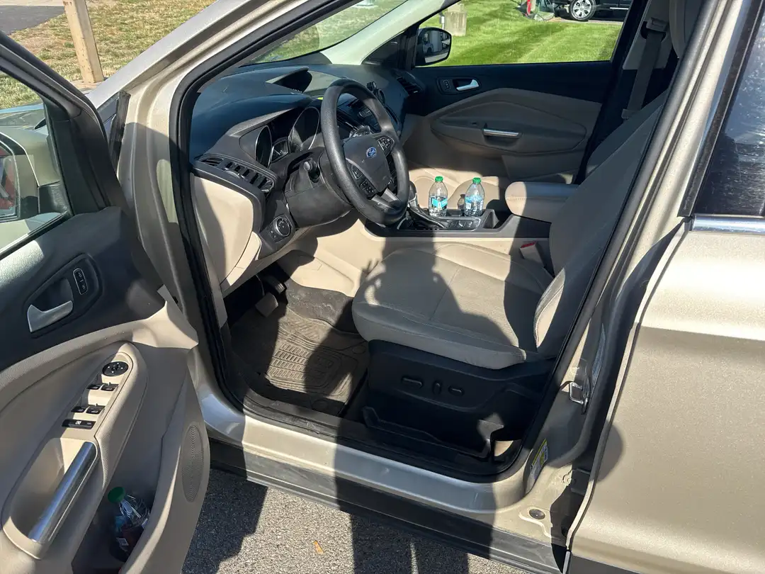 2017 Ford Escape SE - Image 3
