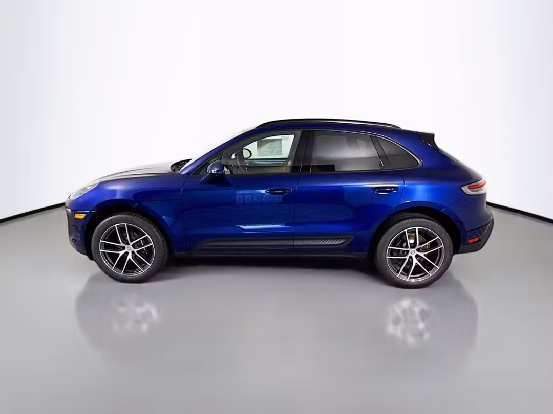 2026 Porsche Macan - Image 2