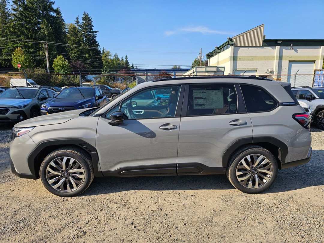 2026 Subaru Forester Touring - Image 2