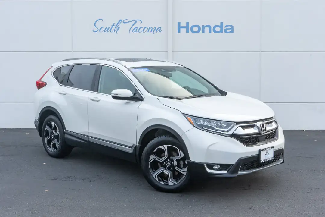 2018 Honda CR-V Touring - Image 2