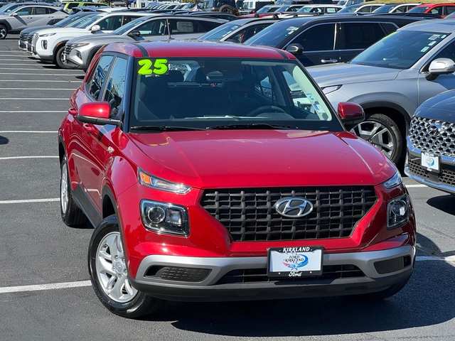 2025 Hyundai Venue SE