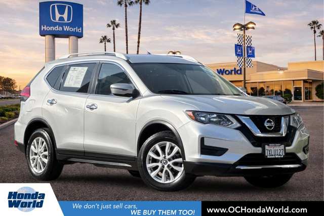 2017 Nissan Rogue SV