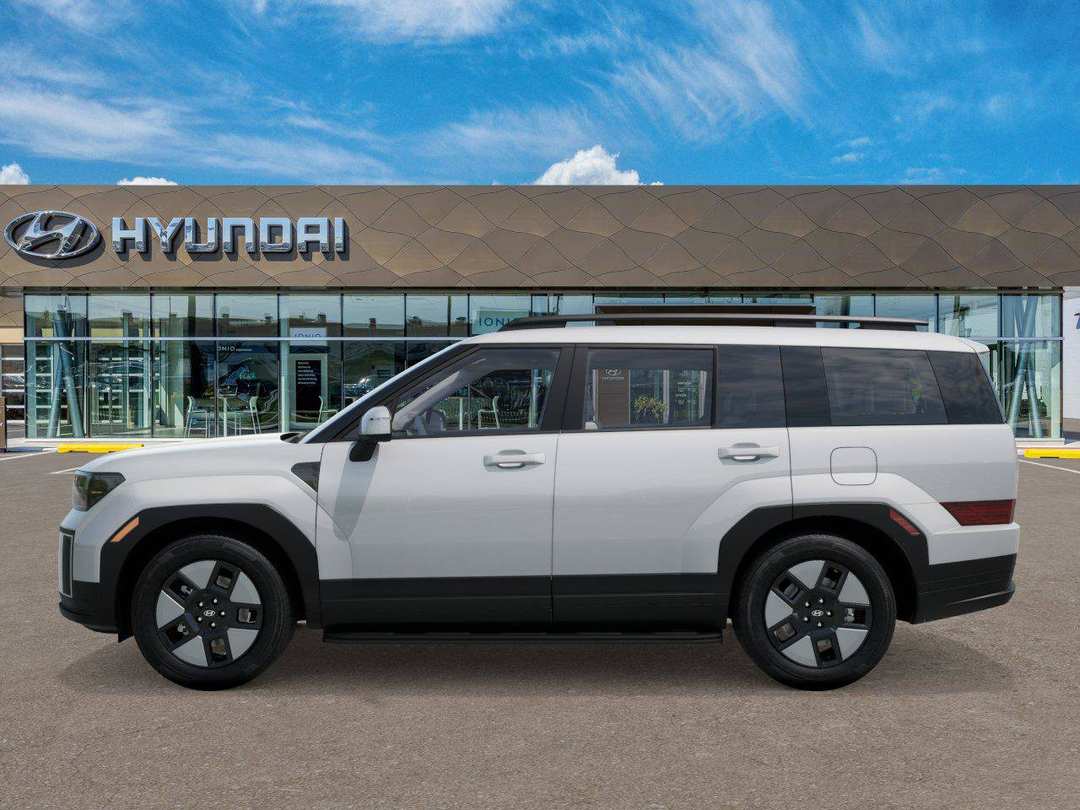 2027 Hyundai Santa Fe Hybrid SEL - Image 3