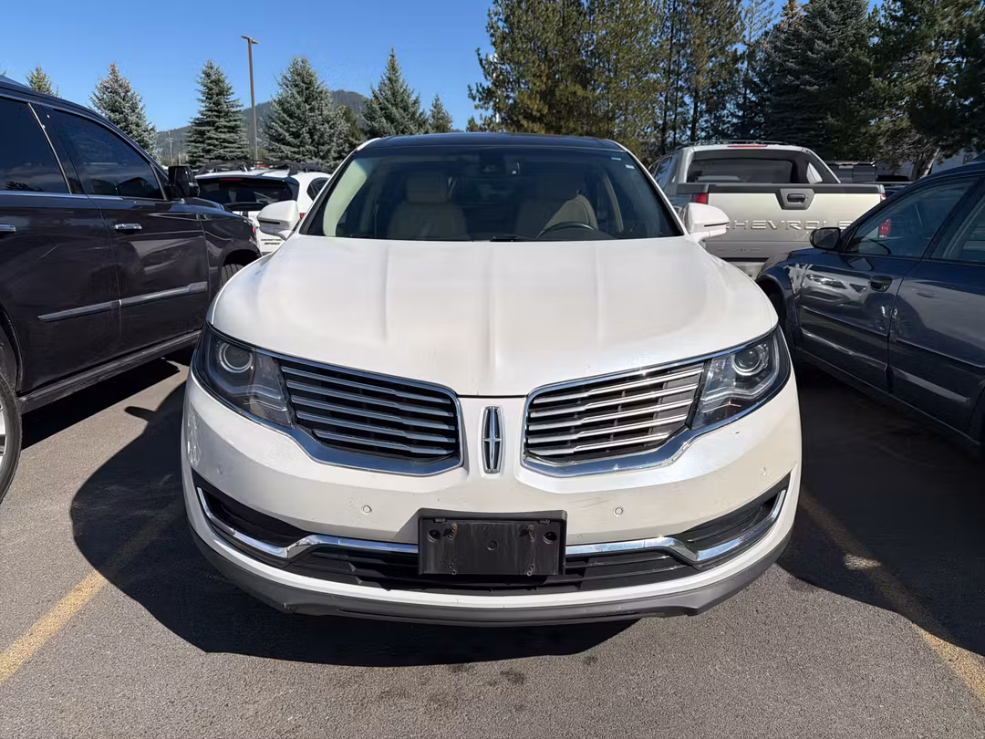2016 Lincoln Mkx Reserve - Image 2