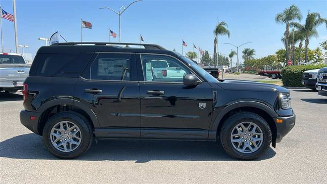 2026 Ford Bronco Sport Big Bend - Image 2