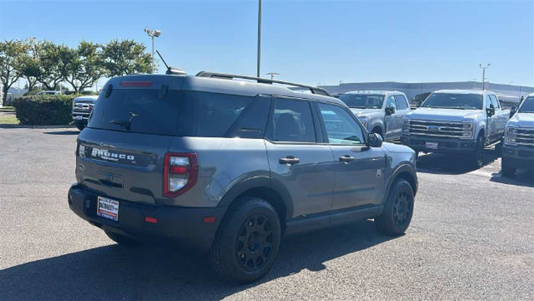 2025 Ford Bronco Sport Big Bend - Image 3