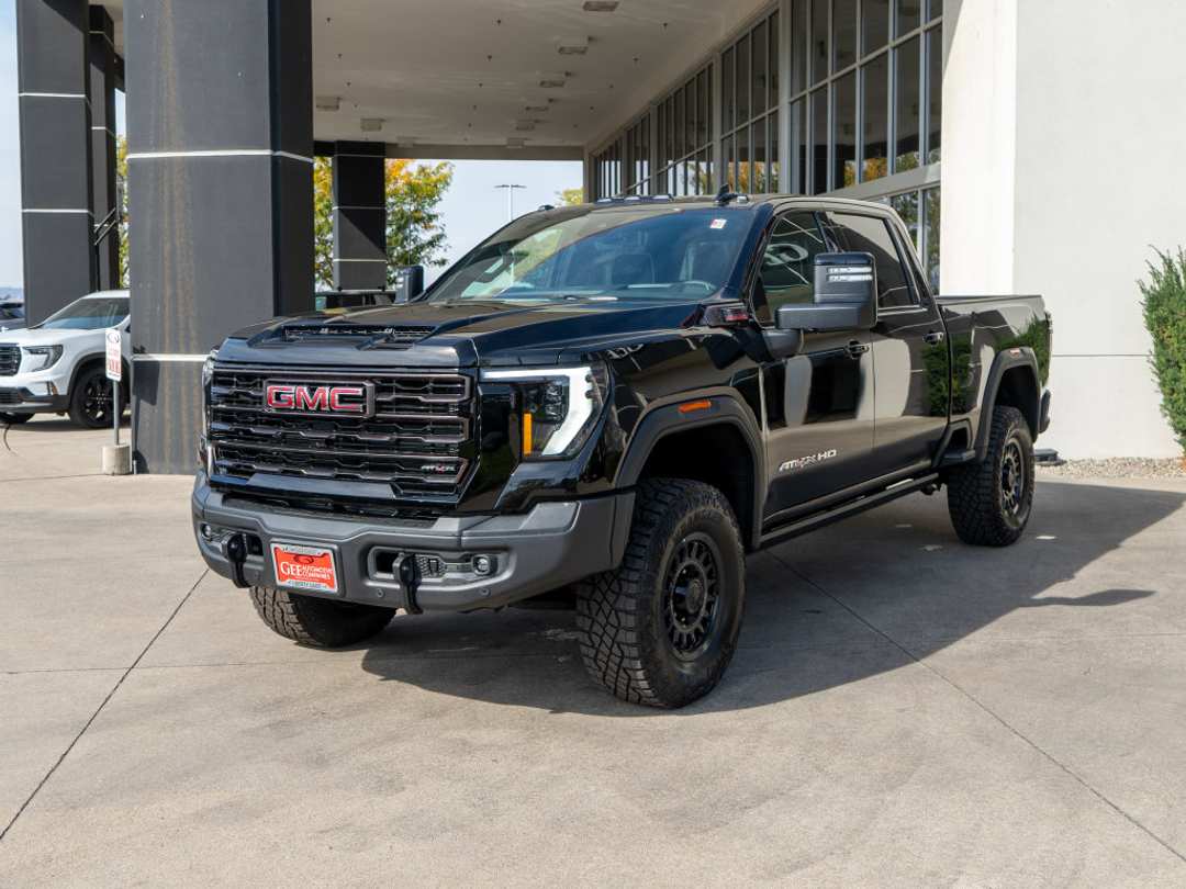 2026 GMC Sierra 2500Hd AT4X - Image 3