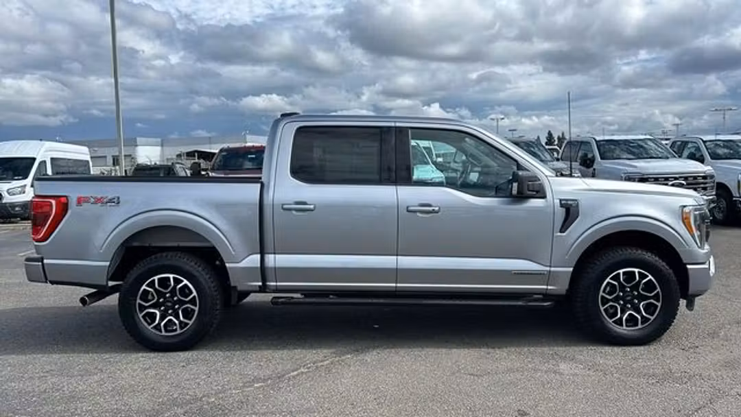 2023 Ford F-150 XLT - Image 2
