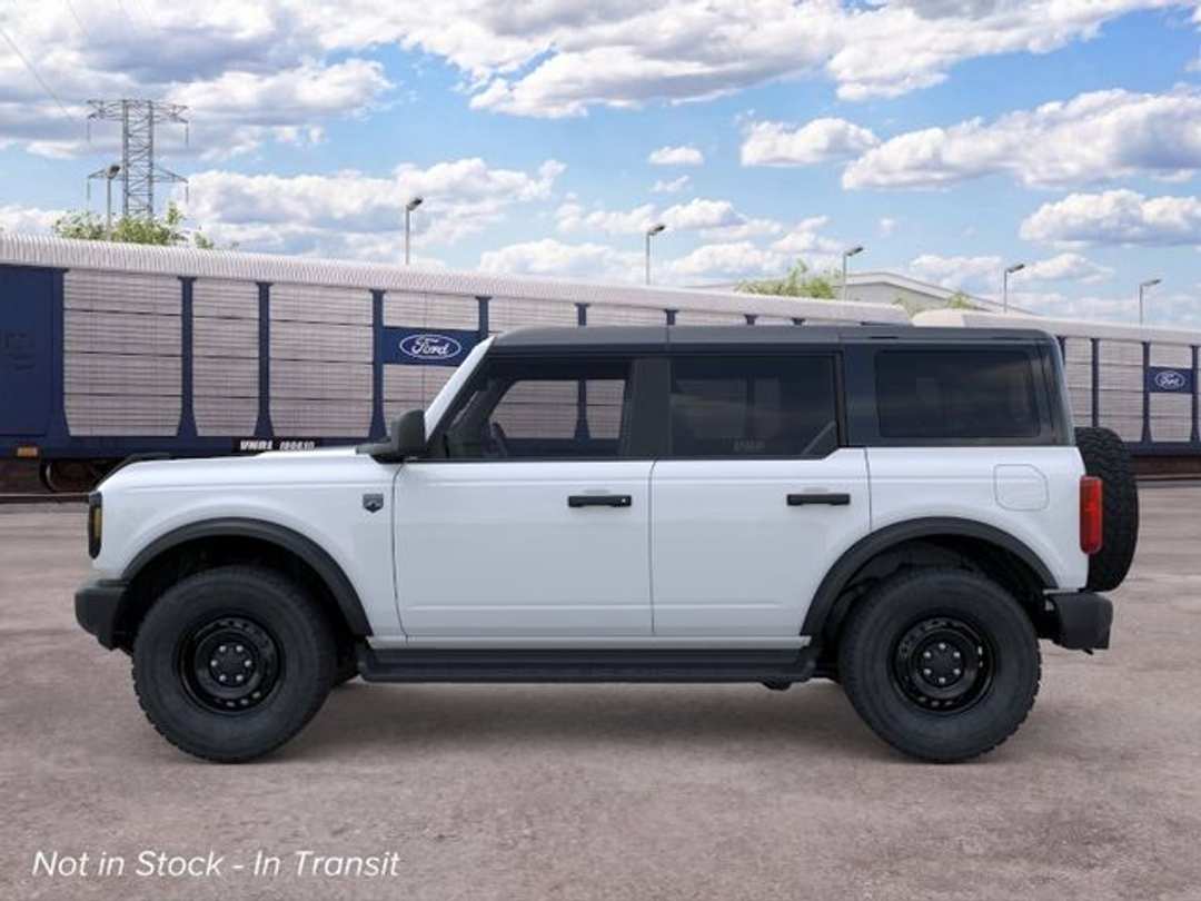 2026 Ford Bronco Big Bend - Image 3