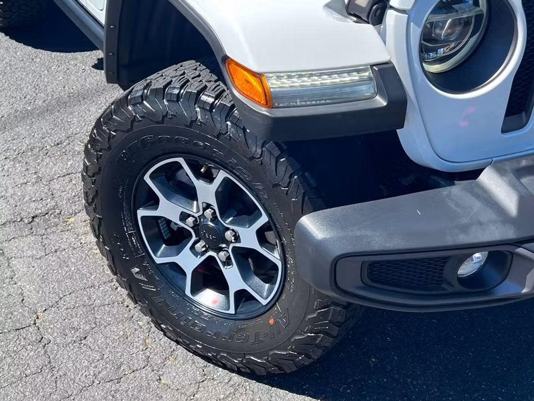 2021 Jeep Wrangler Rubicon - Image 2